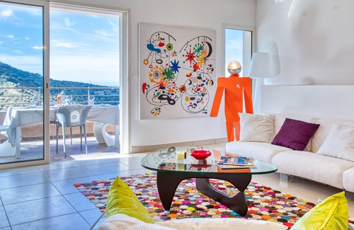 Santa-Reparata-di-Balagna House | CONTEMPORARY VILLA BETWEEN SEA AND VILLAGE