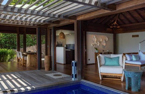 Pointe Milou Villa | Contemporary 2 BDRM Balinese Villa w Pool and BBQ