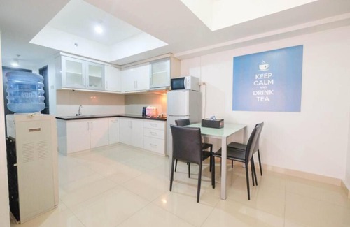 Karet Apartment | Contemporary 2BR at The Wave Apartment
