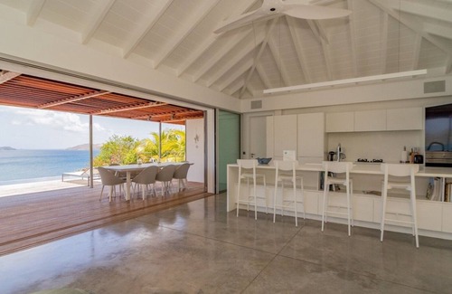 Pointe Milou Villa | Contemporary 4 BDRM Villa w Glorious Sunsets