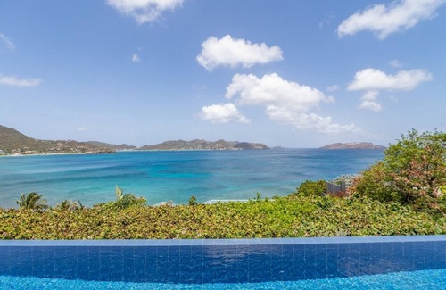 Pointe Milou Villa | Contemporary 4 BDRM Villa w Glorious Sunsets