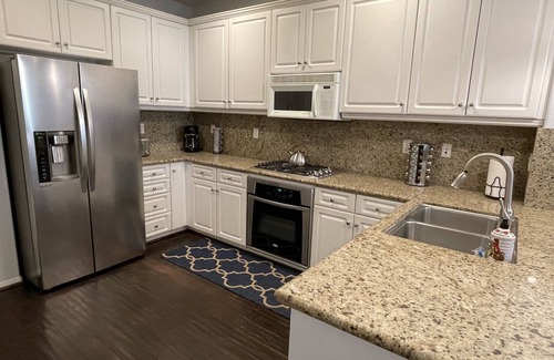 Carmel Valley House | Contemporary Townhome in Carmel Valley