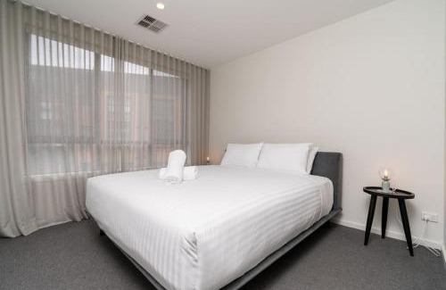 Braddon Apartment | Contemporary Tri-Level APT in a Prime Central Spot - Hosted by Canstay