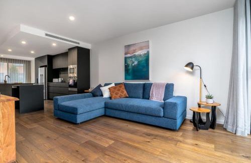 Braddon Apartment | Contemporary Tri-Level APT in a Prime Central Spot - Hosted by Canstay