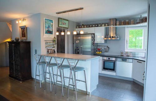 Nernier Villa | Contemporary villa with private pool and private pontoon By Feelluxuryholidays