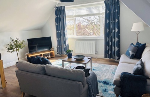 Wakefield Apartment | Contractor/Business/Family Friendly/2-Bed Apt/Spotless/Fast WiFi/Lg ScreenTV