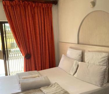 Mahikeng House | CONTRACTORS ACCOMMODATION AT Dne