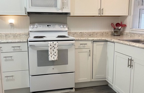 Boger City House | Convenient 2 Bed/2Bath Home