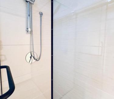 Huntingdale Apartment | Convenient stay close to Monash Uni