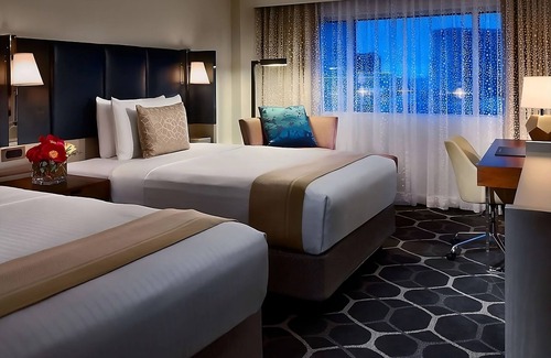 Uptown Hotel | Convenient Stay, Superb Location! 4 Relaxing Units, Near Houston Zoo, w/Pool!
