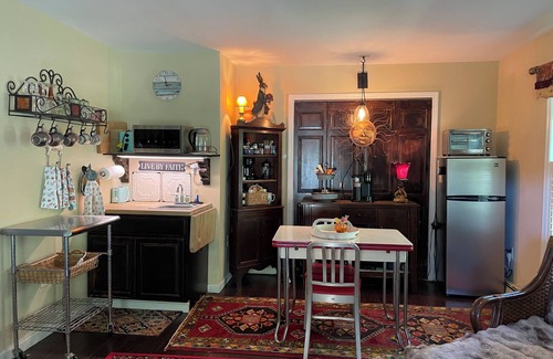 White River Junction Apartment | Convenient Location, Dog Friendly
