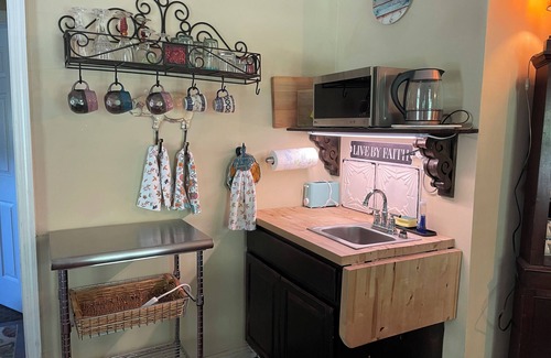 White River Junction Apartment | Convenient Location, Dog Friendly