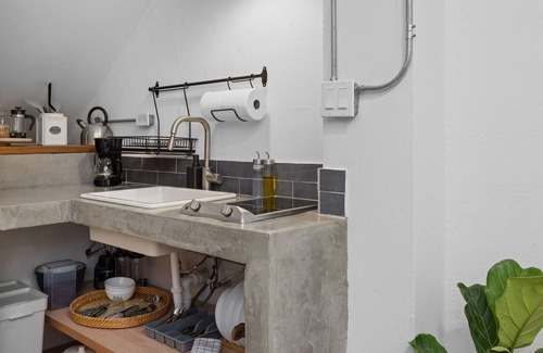 Santurce House | Conveniently Located: 4 Suites Loiza & Beach Walk