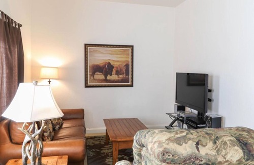 Downtown Bozeman Condo | Conveniently located in Bozeman w/vintage features - Let the Sun Shine on Main Street!