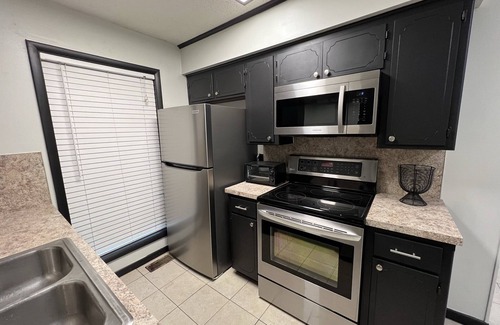 Fort Smith House | Conveniently located duplex!