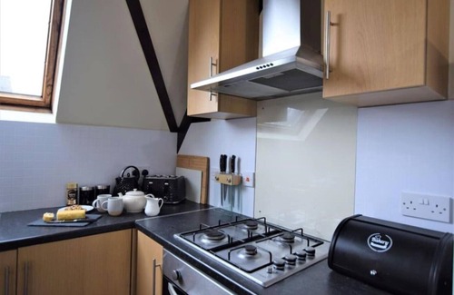 Cow Honeybourne Apartment | Converted Chapel in the Cotswolds