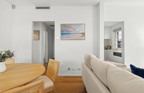 Coogee Apartment | Coogee Crest Relaxed Base between Randwick and Beach