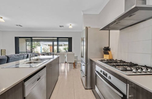 Eaton Apartment | Cooinda Happy Place — 3BR Home with Pool