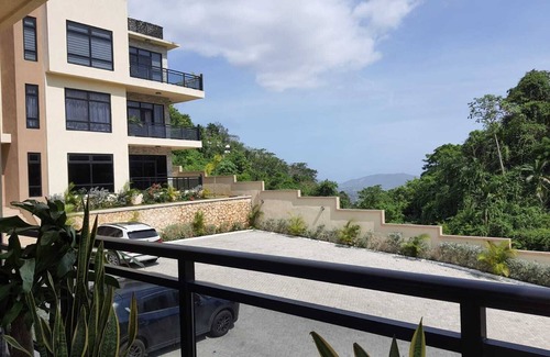 Stony Hill Apartment | Cool 2-bedroom apartment with AC in Stony Hill