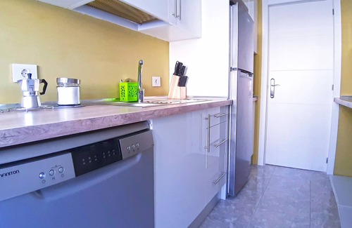 Los Cristianos Apartment | Cool and big apartment 50 mt by the ocean 6-8 Pax