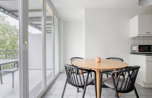Breite Apartment | Cool Breite 2BR w/Storage & Shared W/D, by Blueground