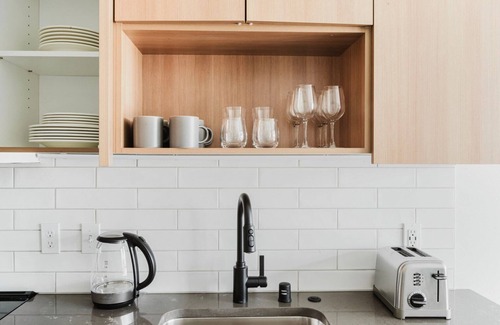 Squire Park Apartment | Cool First Hill Jr 1BR w/Gym, Coworking & Games, by Blueground