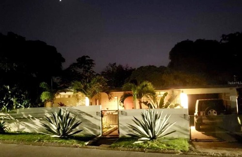 Florida House | Cool Vibe Island Home with a designer garden & new pool. A/C in bedrooms!
