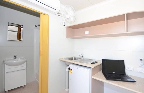 Coolgardie RV Rental | Coolgardie Caravan Park