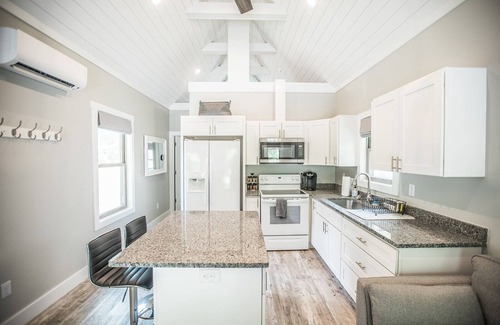 Mountain Home House | Coop's Coop: A newly renovated studio cottage