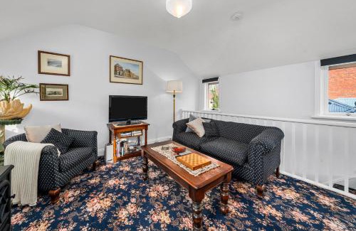 Battery Point Apartment | Coopers Cottage Battery Point