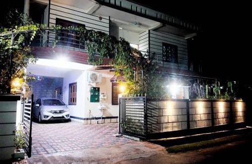 Kushalnagar House | Coorg peacock feathers home stay