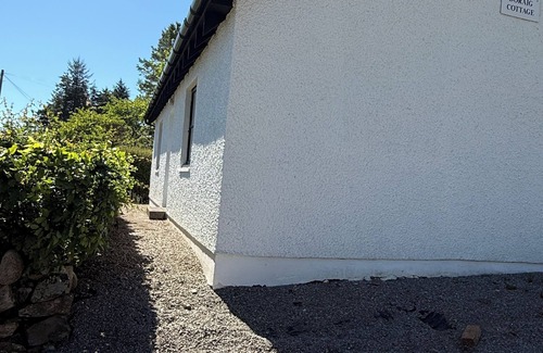 West Laroch Cottage | Coorie Cottage, a peaceful Highland retreat for 6. Near Glencoe and Fort William