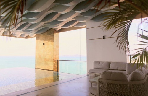 South Pattaya Apartment | Copacabana Jomtien: Your Coastal Oasis in 49th floor with private pool