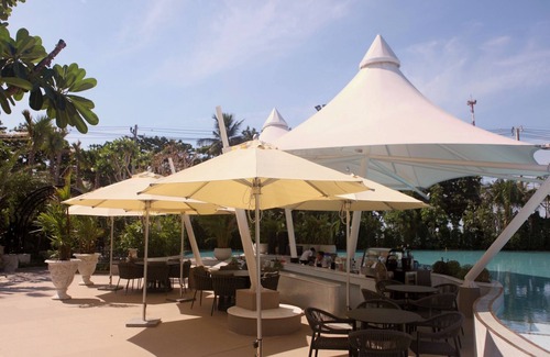 South Pattaya Apartment | Copacabana Jomtien: Your Coastal Oasis in 49th floor with private pool