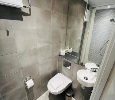 København NV Apartment | Copenhagen Studio with Double Bed and Kitchen 3