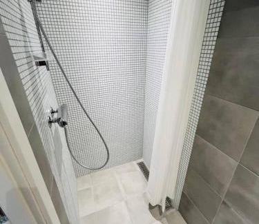 København NV Apartment | Copenhagen Studio with Double Bed and Kitchen 3