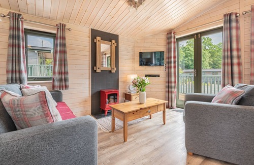 Windermere Cabin | Copse Lodge - a holiday lodge that sleeps 2 with an en-suite