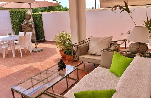 Chiclana de la Frontera Ski Chalet | Coral Villa. Ideal for romantic getaways, family and friends 15 min from the beach