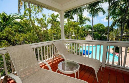 Key West House | Coral Hammock Poolside Home