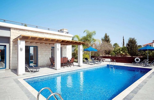 Pegeia Villa | Coral Olympus Artemis
