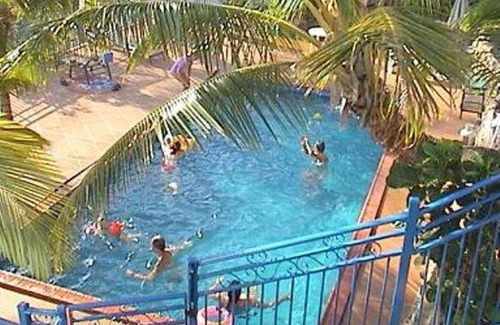 Shute Harbour Hotel | Coral Point Lodge