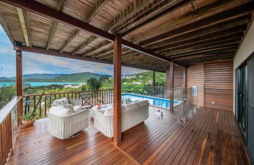 Airlie Beach House | Coral Sea Views