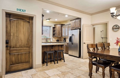 St. George Condo | Coral Springs Getaway - Outdoor and Indoor Heated Pool - Close to Zion National Park