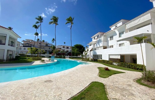 Bavaro Resort | CORAL VILLAS Private Beach Resort & Spa