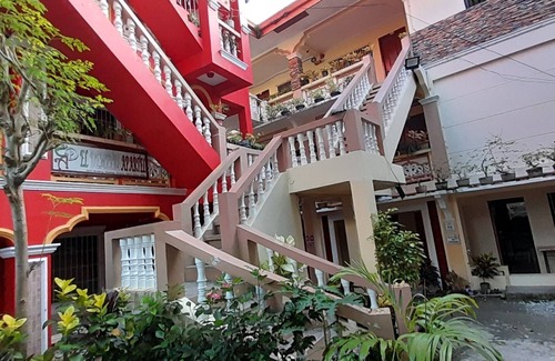 Boracay Island Apartment | Coralyn's Place couple room/standard room with private toilet and kitchenette