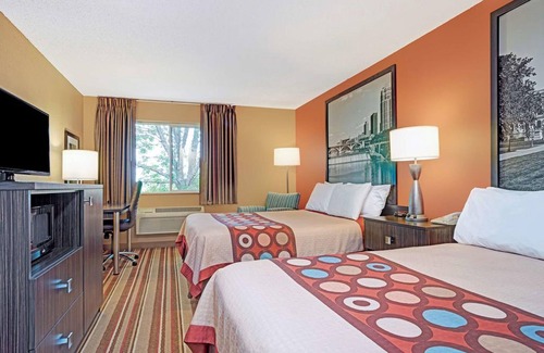 Blaine House | Coratel Inn & Suites Blaine - 2 Queen Bed Non-Smoking
