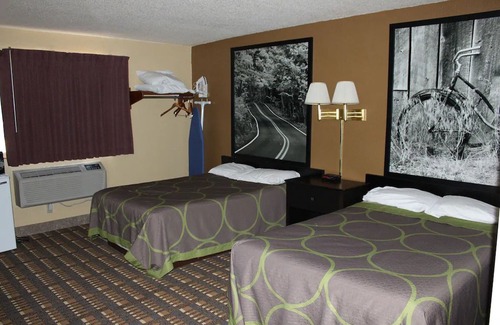 Stillwater Hotel | Coratel Inn & Suites Stillwater - 2 Double Bed Non-Smoking