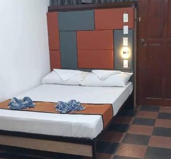 Puerto Princesa City Centre Hotel | Corazon Tourist Inn