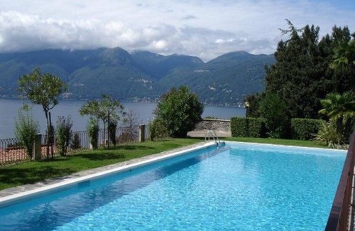 Luino Apartment | Cordelia 9 Apartment with pool in Luino