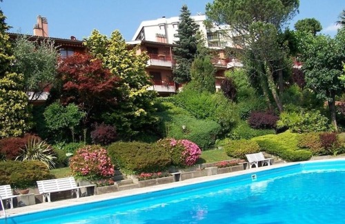 Luino Apartment | Cordelia 9 Apartment with pool in Luino